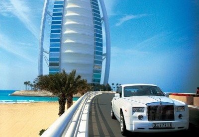 burj-al-arab-rolls-royce-phantom-e1424848802425