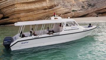 Touring 36 o barco de referência no ramo do transporte aquaviário