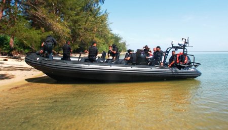 Rigid-hulled Inflatable Boat RIB 9.5 Anti Piracy